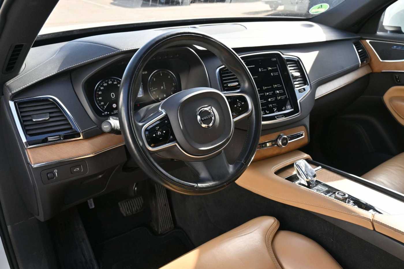 Volvo  Inscription AWD*PANO*STHZ*7Si*MIETKAUF