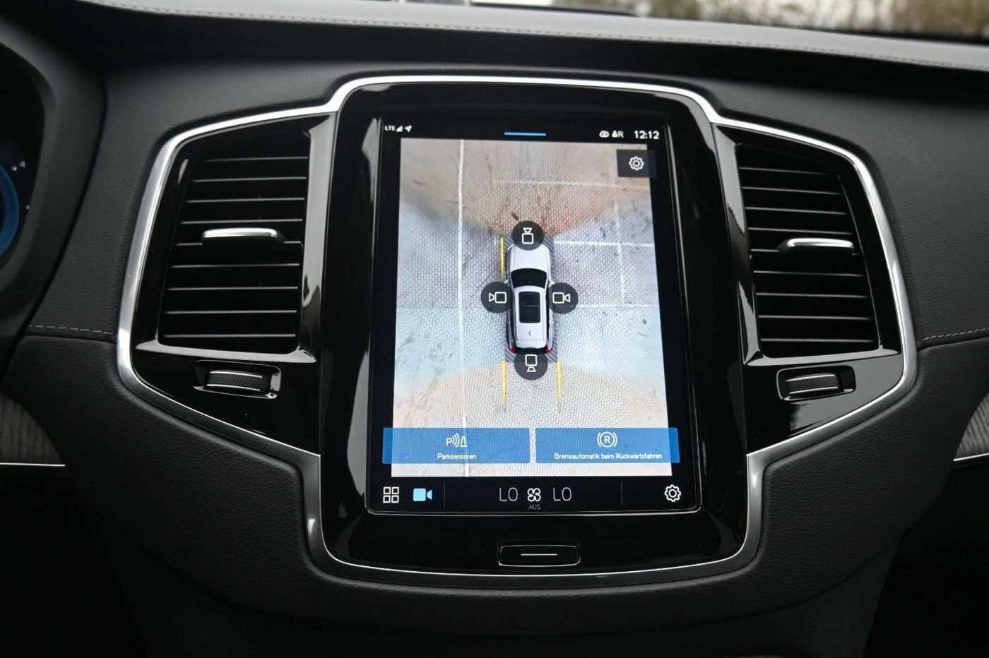 Volvo  Ultimate Bright AWD *HUD*AHK*B&W*MASS*PANO*