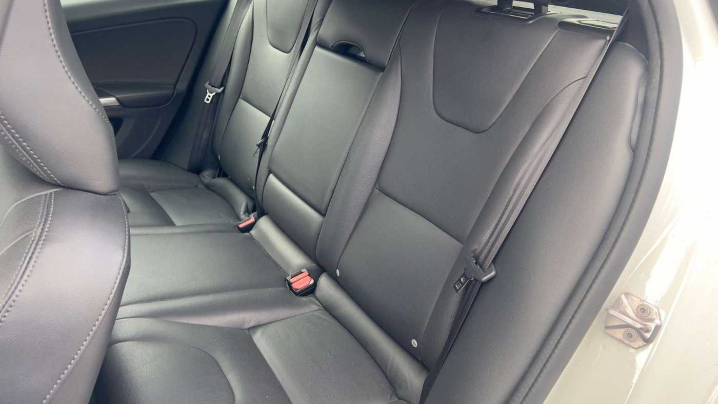 Volvo  Kombi Summum AWD*Mietkauf*GSD*TEMP*RFK*