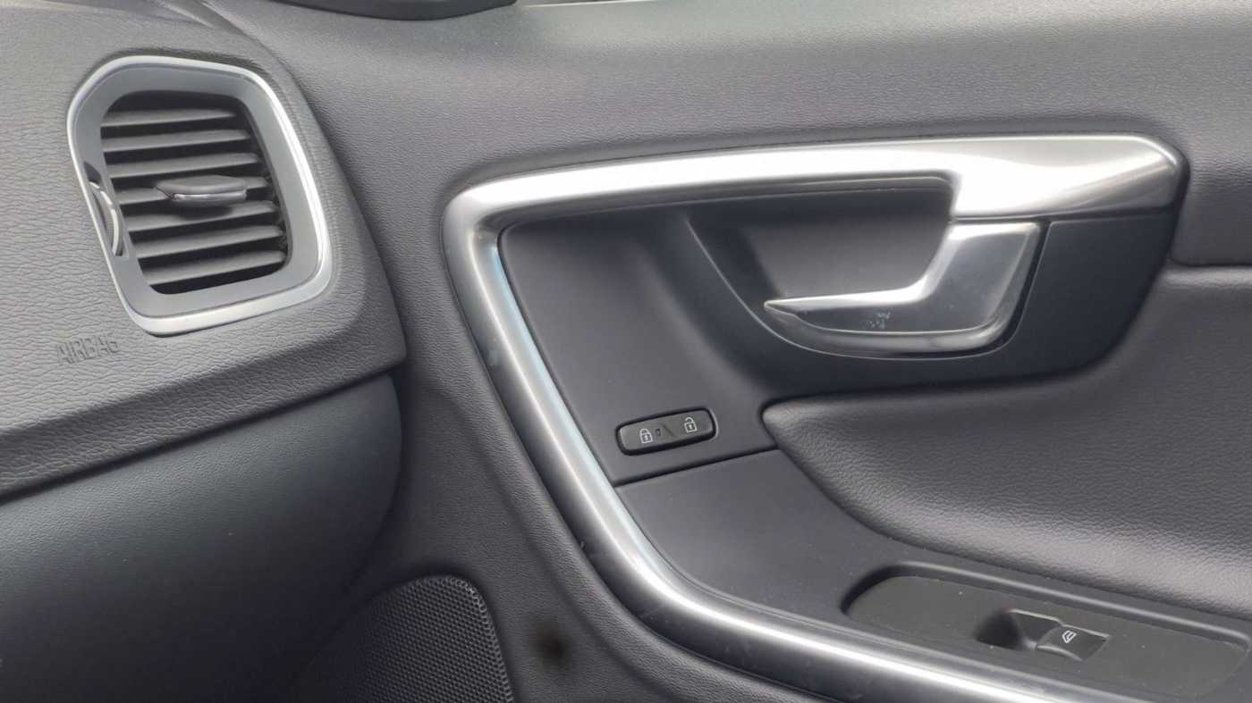 Volvo  Kombi Summum AWD*Mietkauf*GSD*TEMP*RFK*