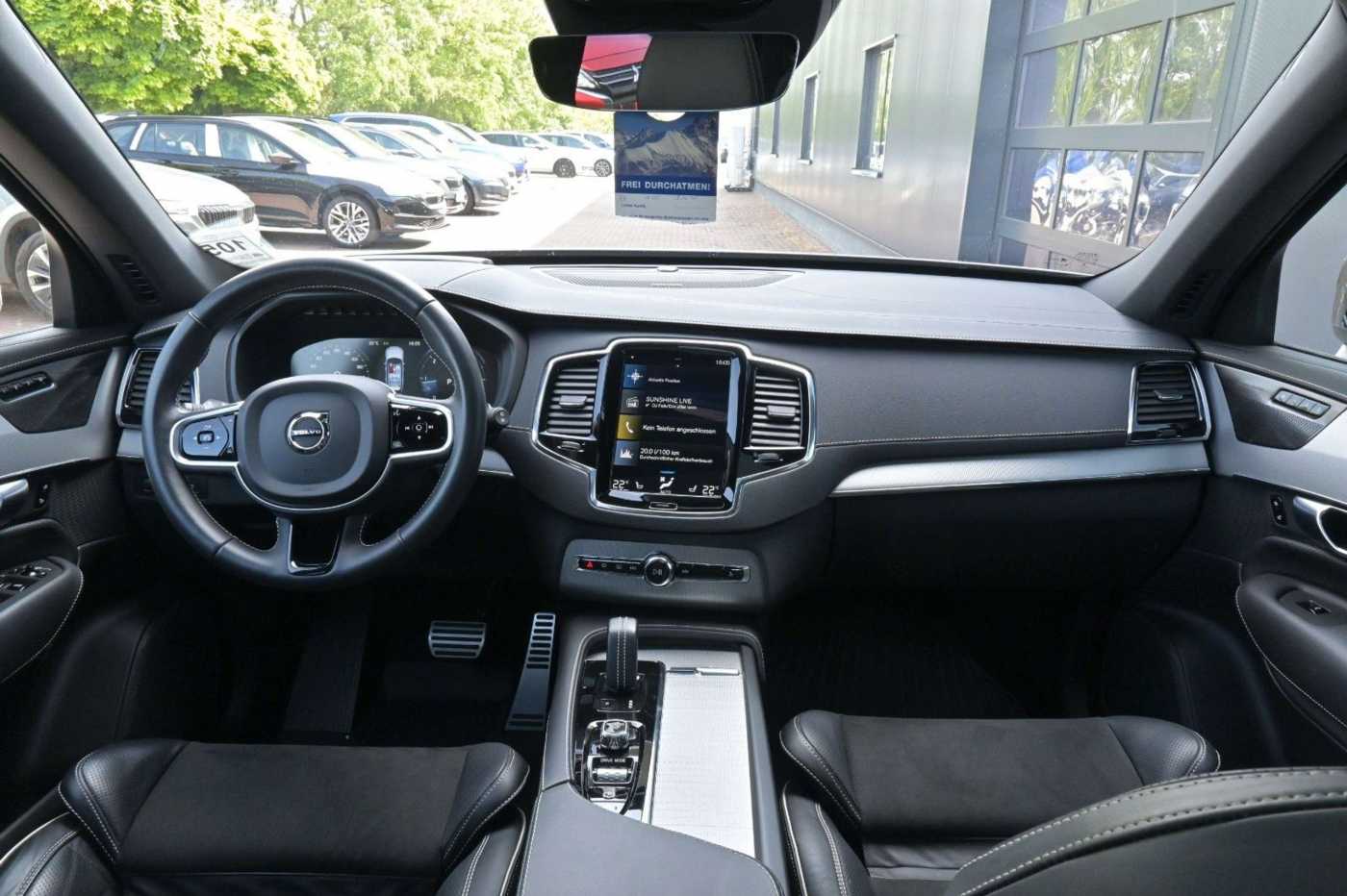 Volvo  B5D AWD R-Design*LED*PANO*STHZ*360*H&K*AHK