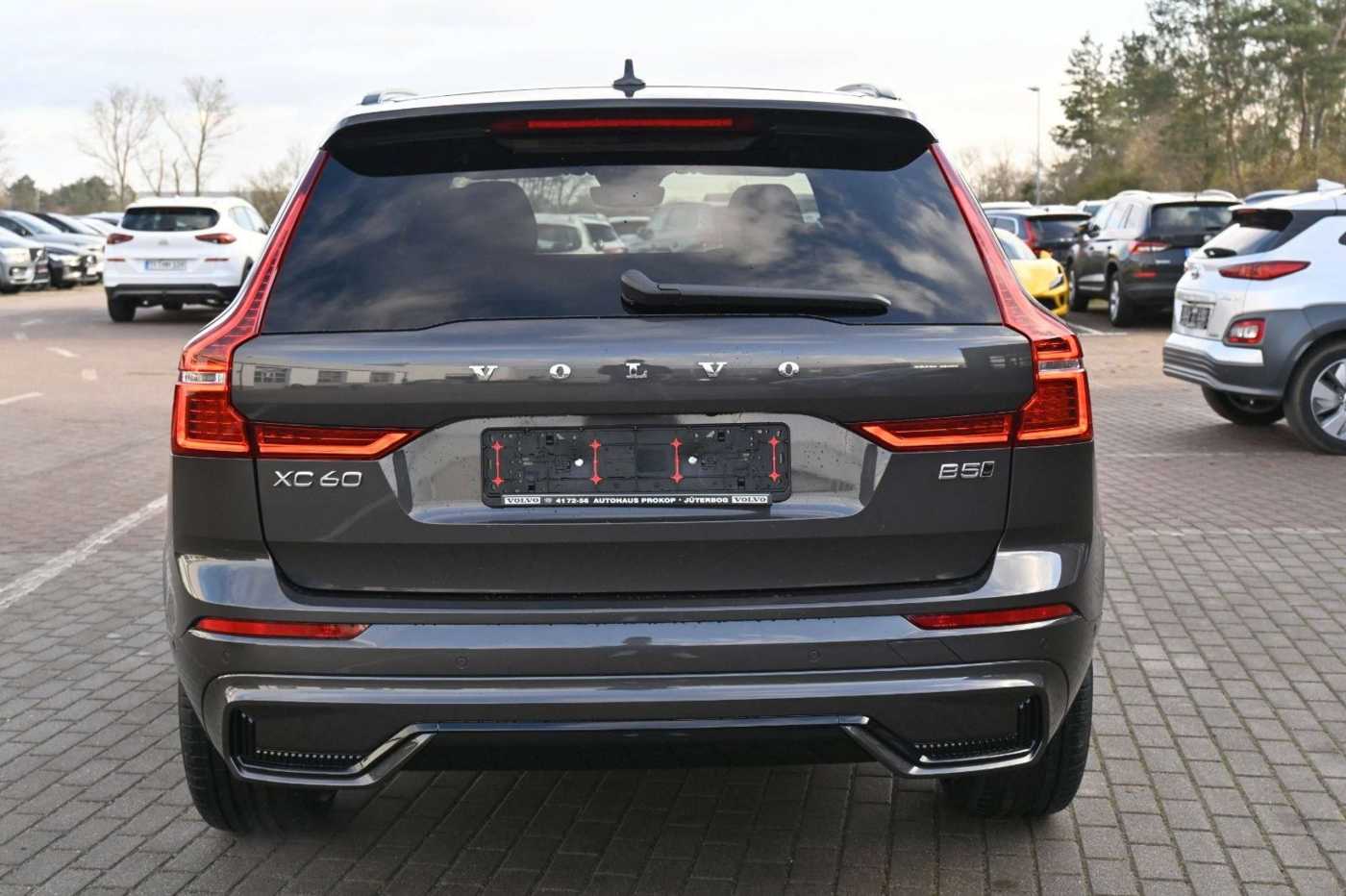 Volvo  B5 AWD Plus Dark*H&K*FSHZG*360°*ACC