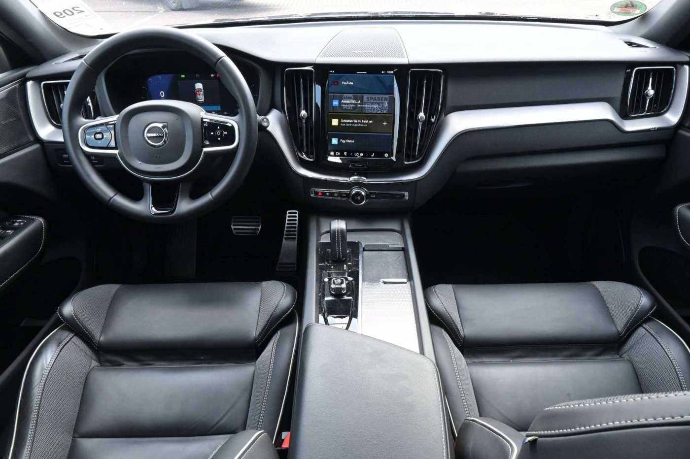 Volvo  B4 D Autom. 2WD R-Design*FSHZG*RFK*AHK