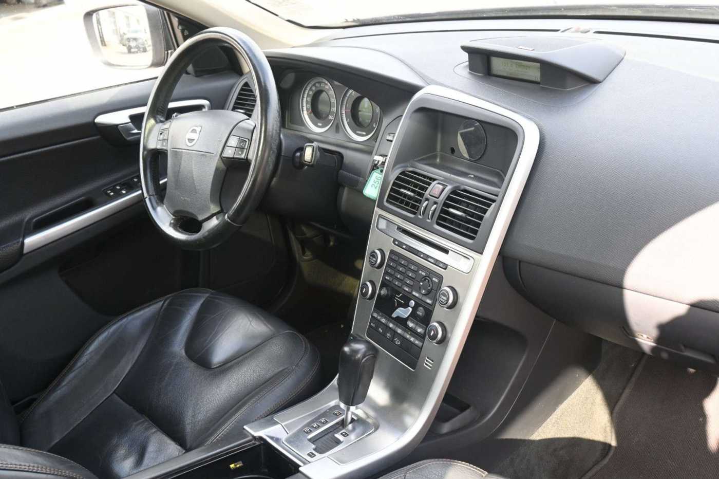 Volvo  D5 AWD Autom. Summum*PANO*BLIS