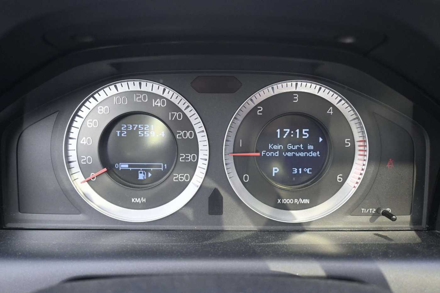 Volvo  D5 AWD Autom. Summum*PANO*BLIS