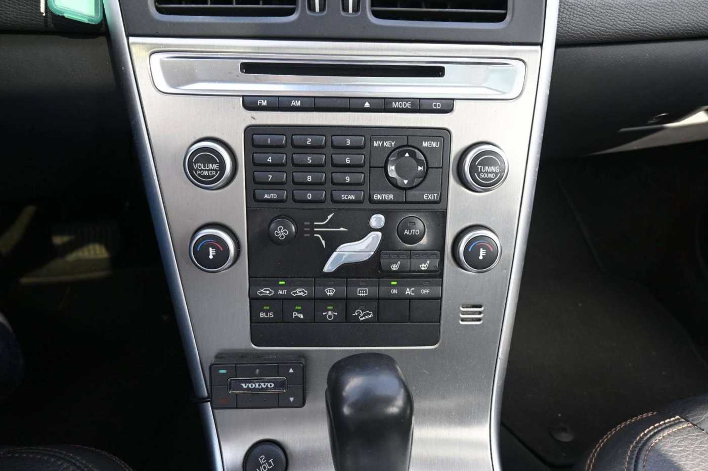 Volvo  D5 AWD Autom. Summum*PANO*BLIS