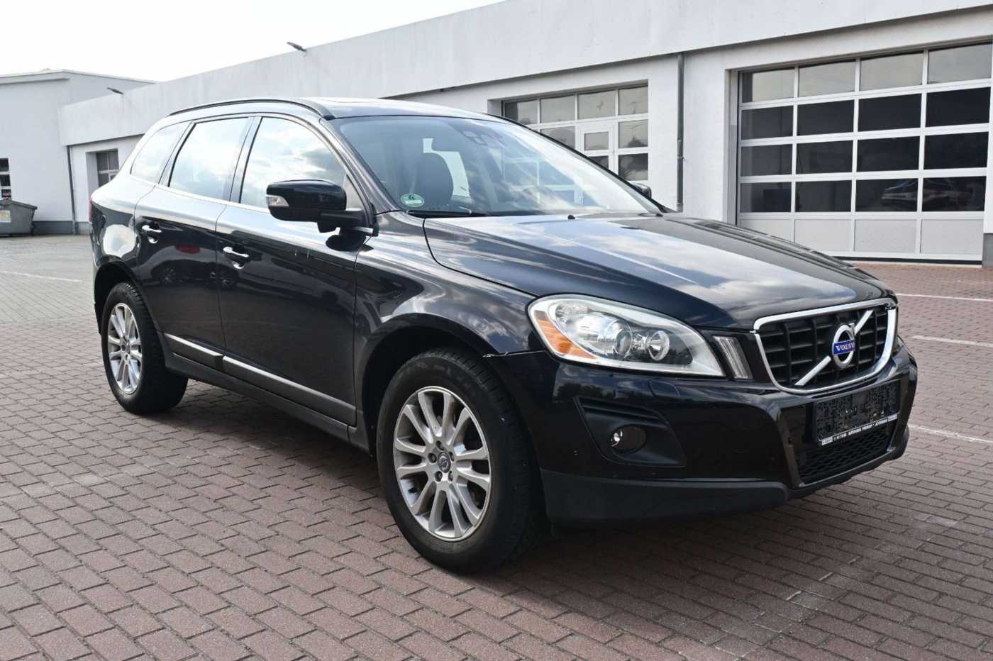 Volvo  D5 AWD Autom. Summum*PANO*BLIS