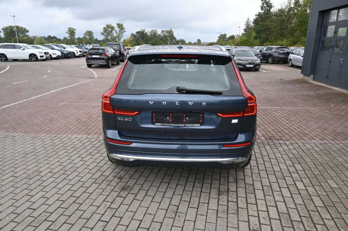 Volvo  T8 Inscription PHEV AWD*H&K*STHZG*PANO*