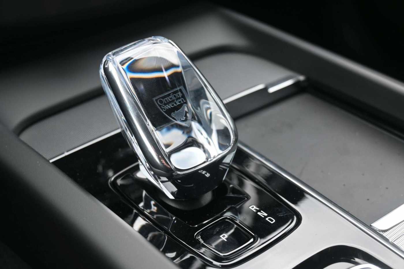 Volvo  B4 D AWD Plus Dark*H&K*STDHZG*360°*ACC