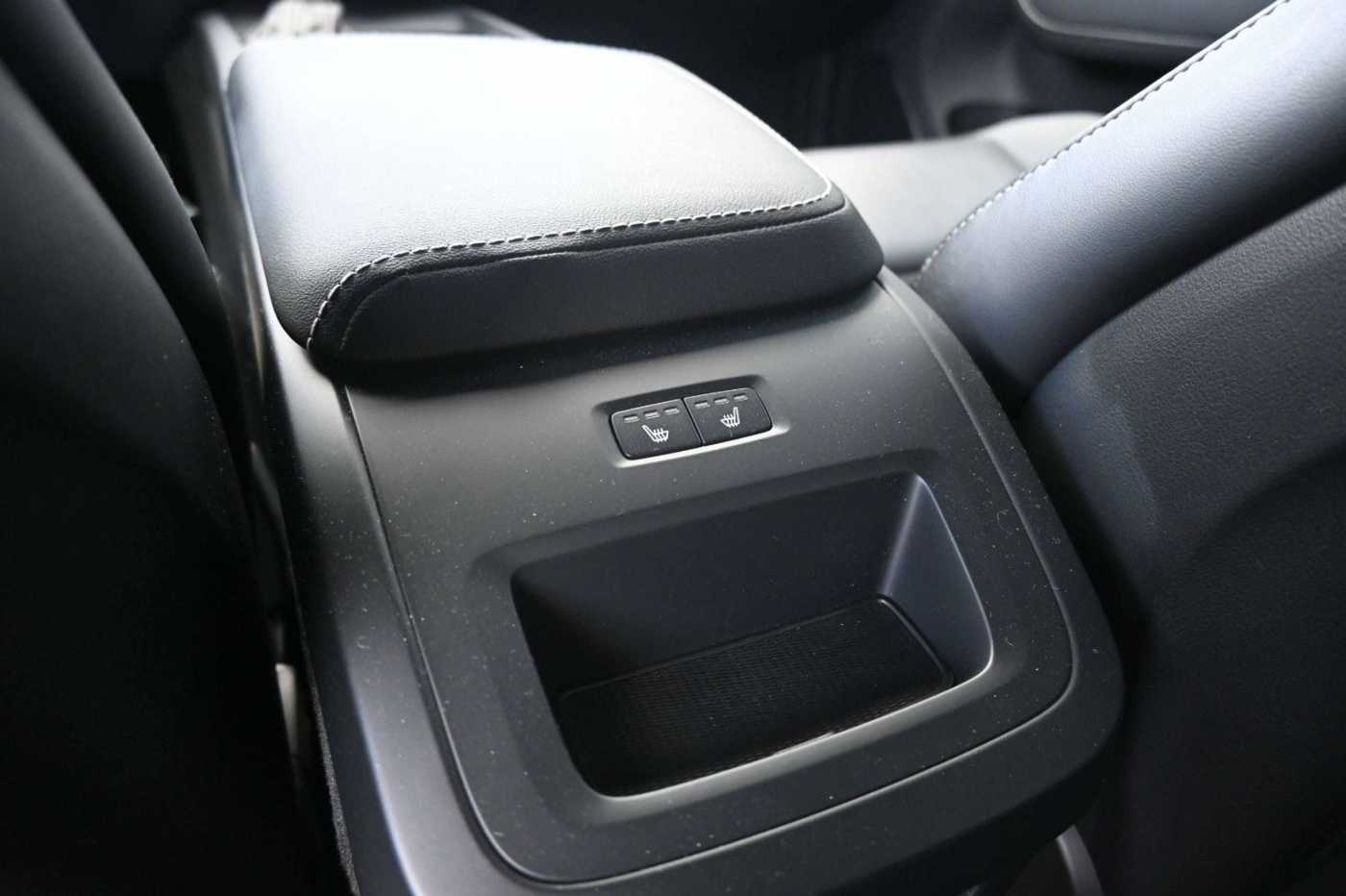 Volvo  T4 Autom. R-Design*STDHZG*H&K*BLIS*AHK