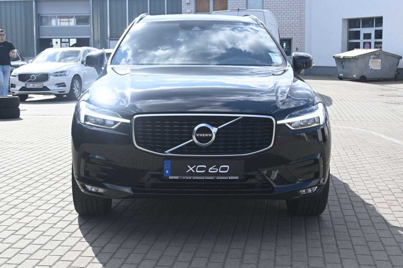 Volvo  T4 Autom. R-Design*STDHZG*H&K*BLIS*AHK