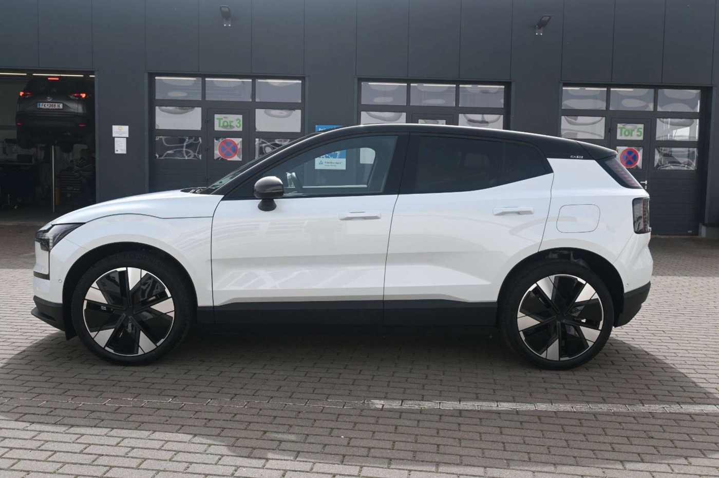 Volvo  Single Motor Extended Range Ultra*360°