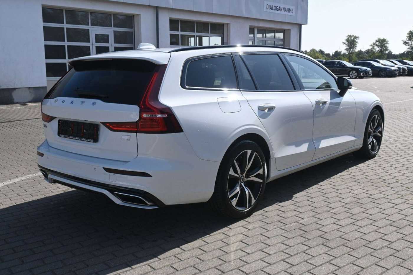 Volvo  T6 Recharge AWD R-Design*RFK*FSHZG*BLIS