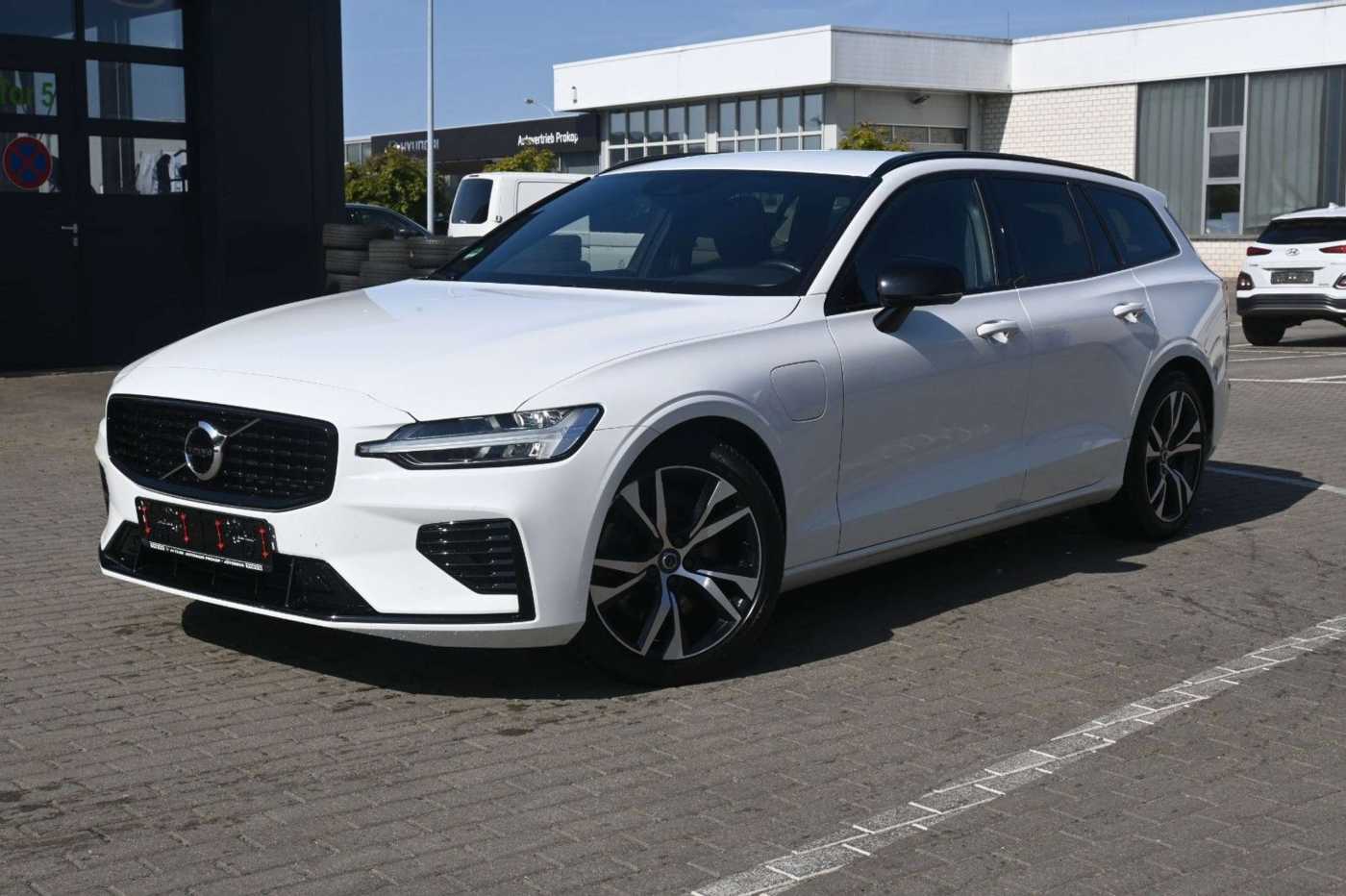 Volvo  T6 Recharge AWD R-Design*RFK*FSHZG*BLIS