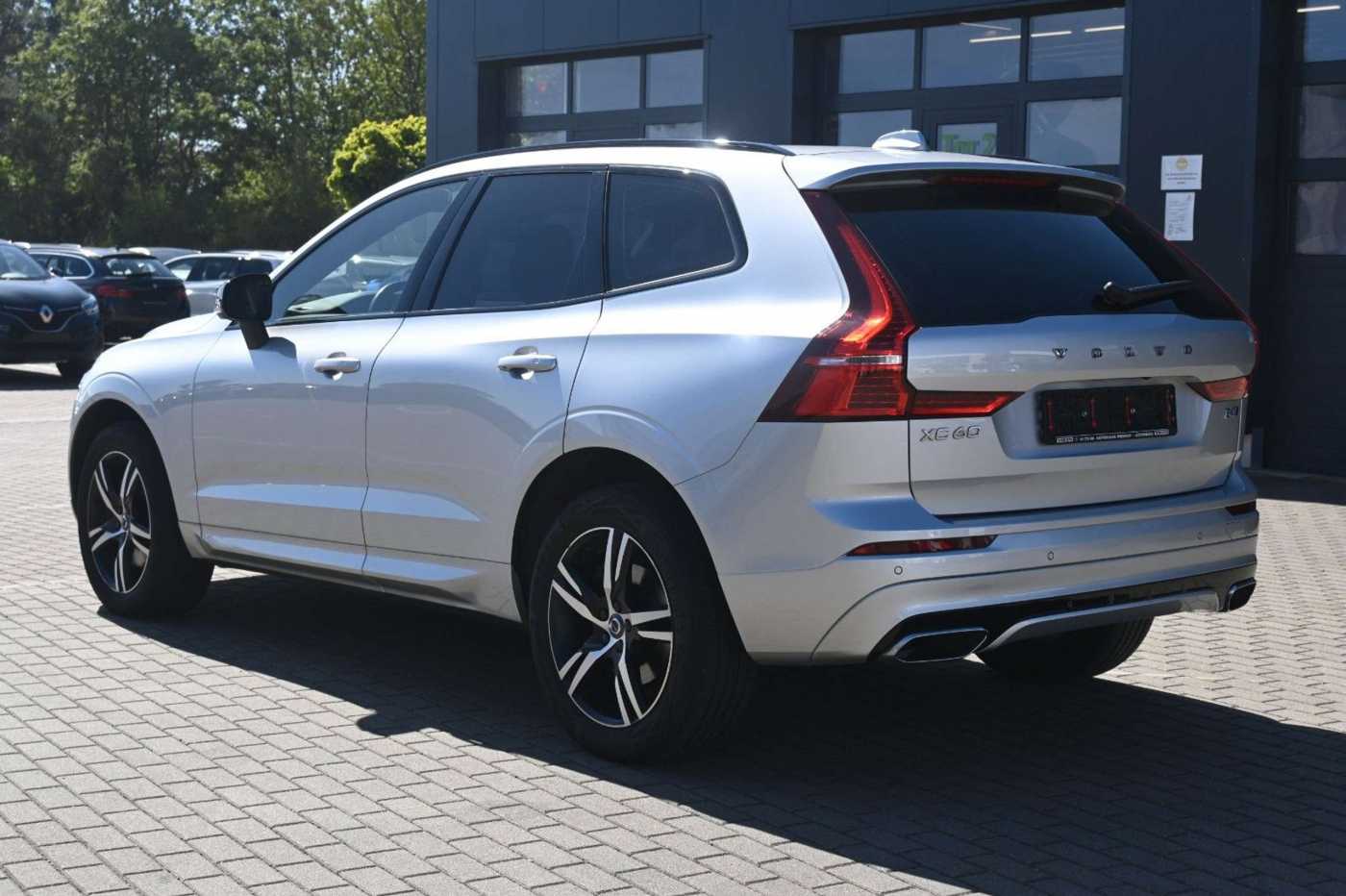 Volvo  B4 D AWD R-Design*Qi*RFK*STDHZG*ACC*AHK