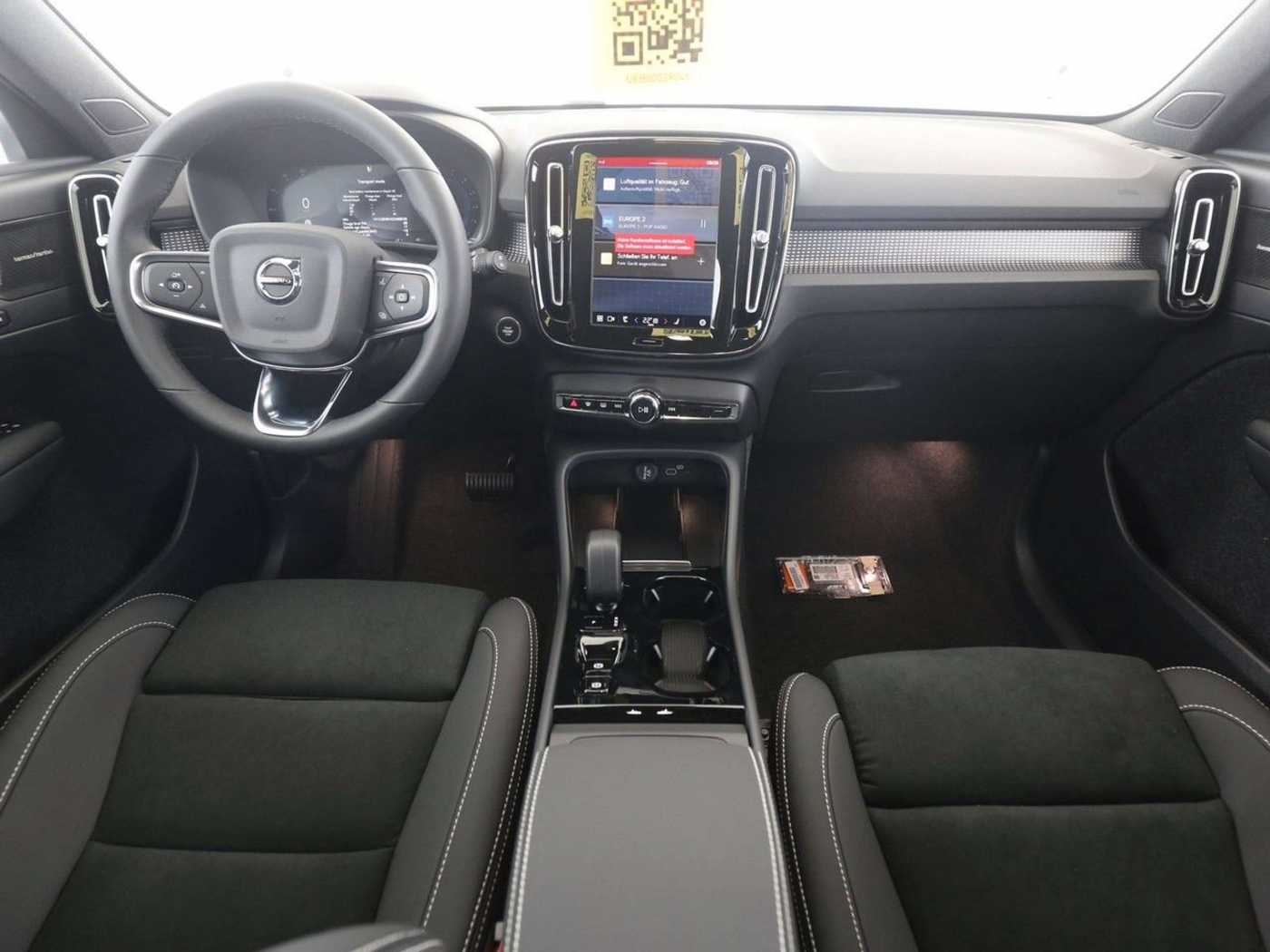 Volvo  B4 DSG Ultra Dark*PANO*RFK*ACC