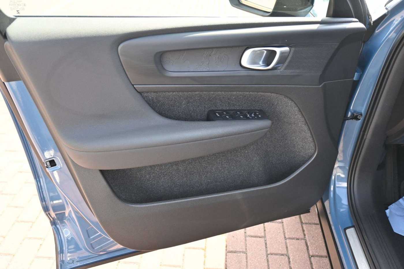 Volvo  Plus BEV Single Motor *AHK*