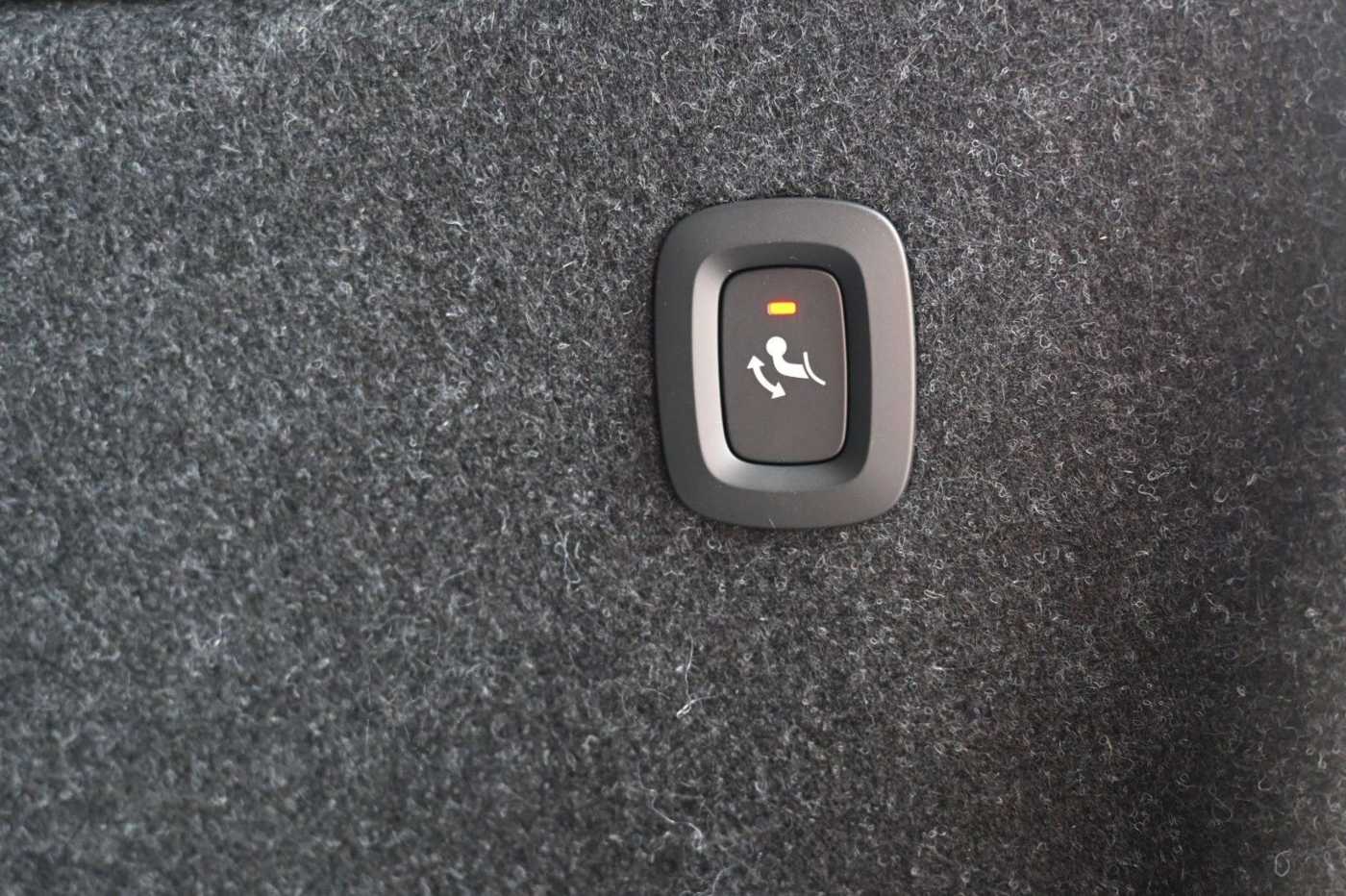 Volvo  Plus Dark *ACC*BLIS*H&K*FSHZG*AHK*