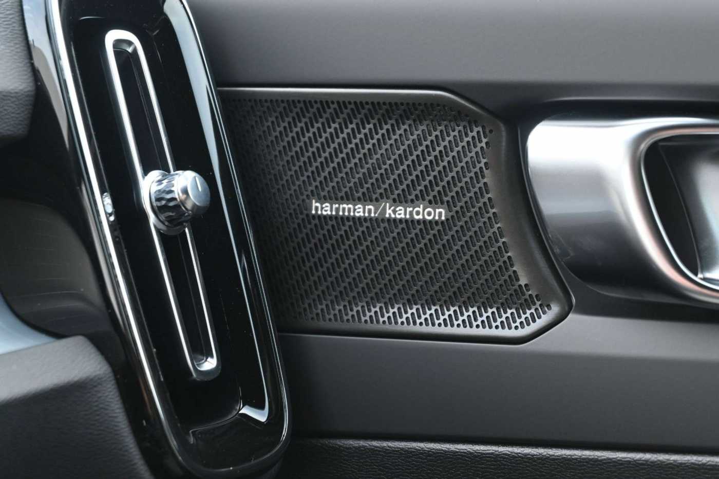 Volvo  Plus Dark *ACC*BLIS*H&K*FSHZG*AHK*