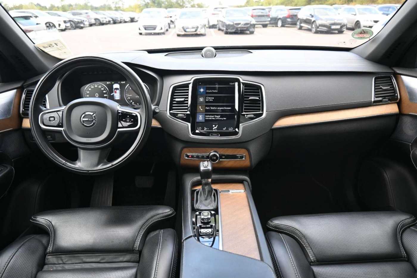 Volvo  D5 Inscription AWD *B&W*LUFT*PANO*MASS*HUD*