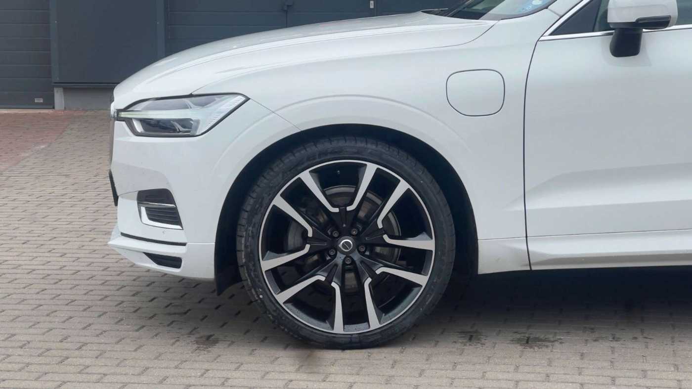 Volvo  T8 AWD *LUFT*STHZG*AHK*4x Sitzhzg*22Zoll*