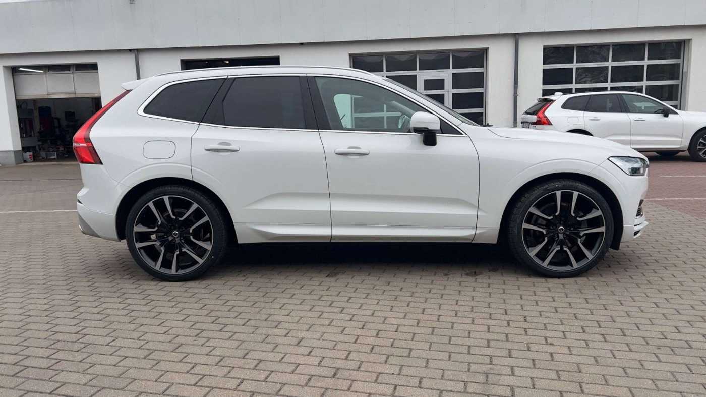 Volvo  T8 AWD *LUFT*STHZG*AHK*4x Sitzhzg*22Zoll*