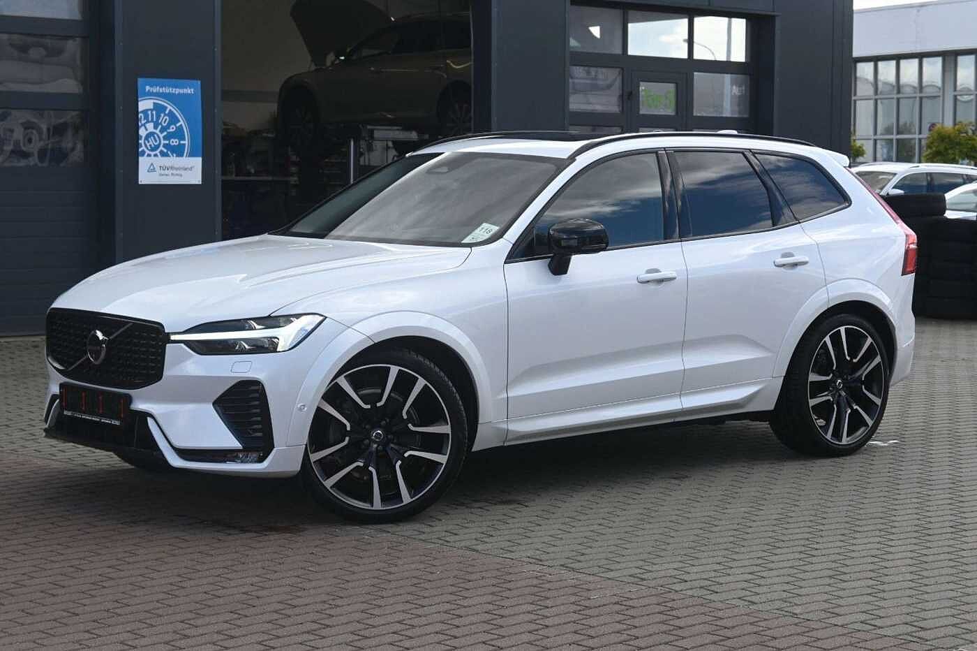 Volvo  UltimateDark AWD*MASS*LUFT*HUD*B&W*22'*360°