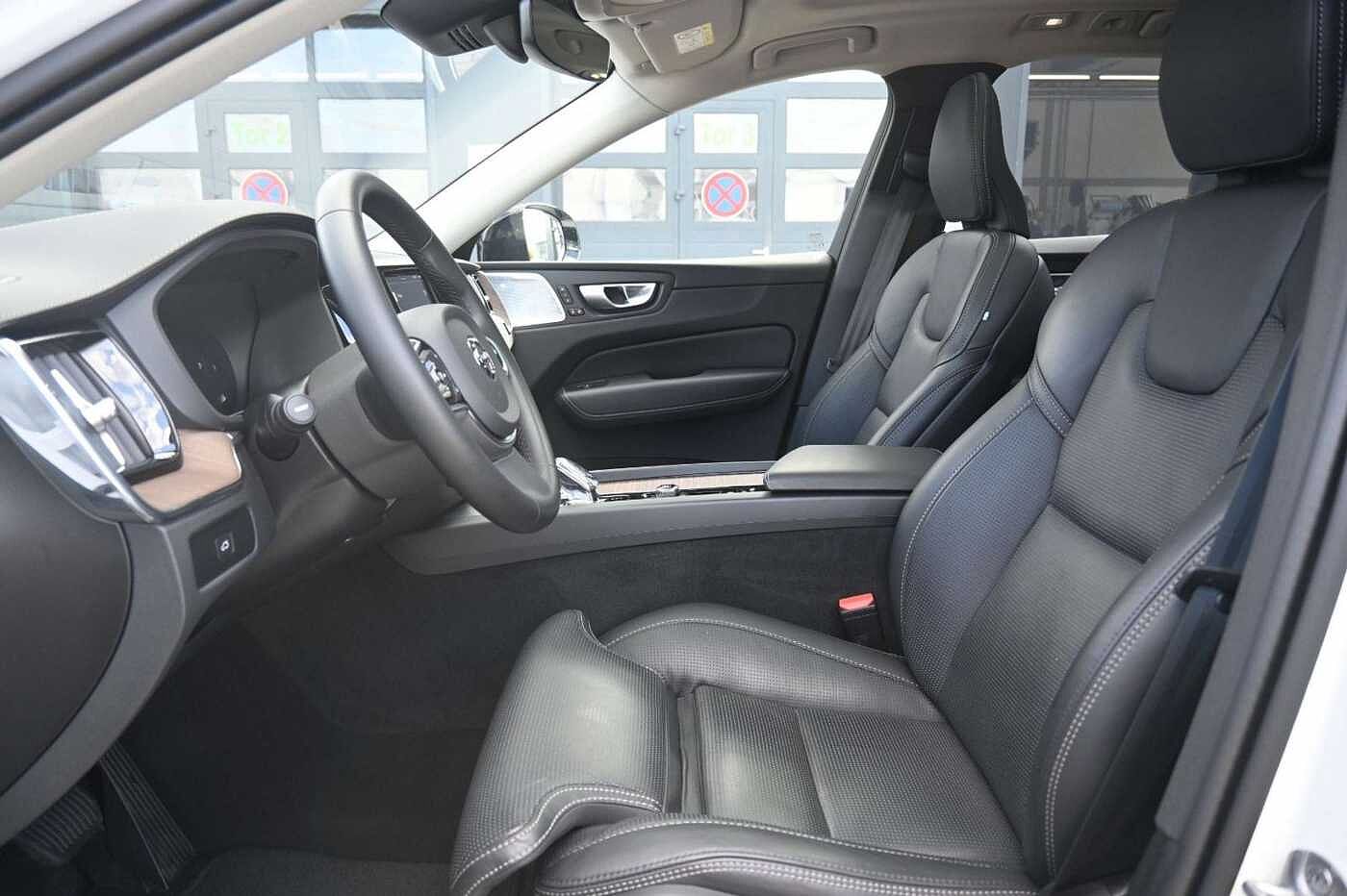 Volvo  UltimateDark AWD*MASS*LUFT*HUD*B&W*22'*360°
