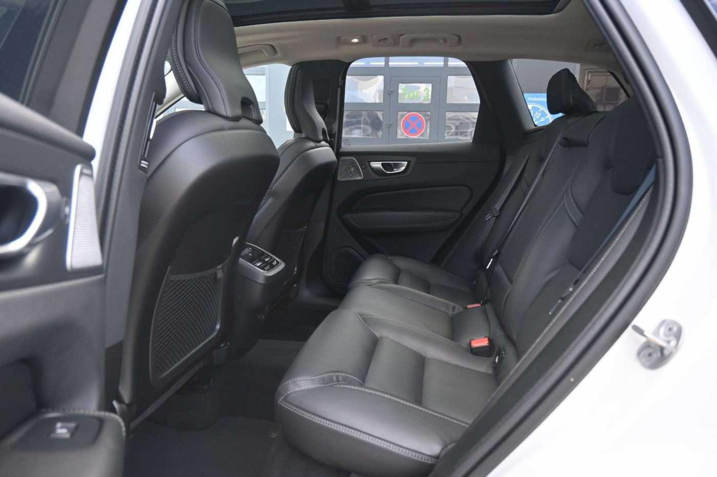 Volvo  UltimateDark AWD*MASS*LUFT*HUD*B&W*22'*360°