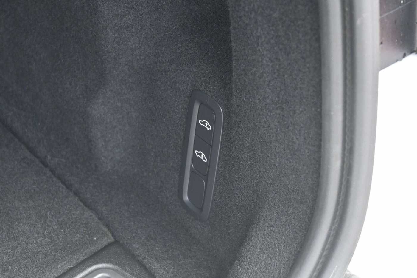 Volvo  UltimateDark AWD*MASS*LUFT*HUD*B&W*22'*360°