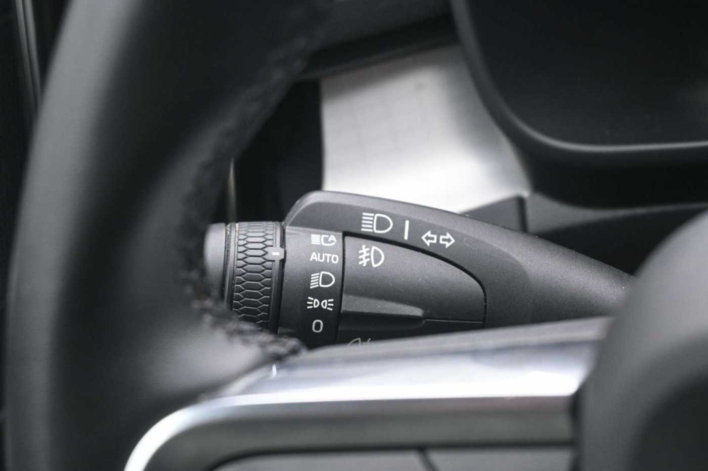 Volvo  T4 Core Recharge PlugIn Hybrid*LED*NAVI*CAM