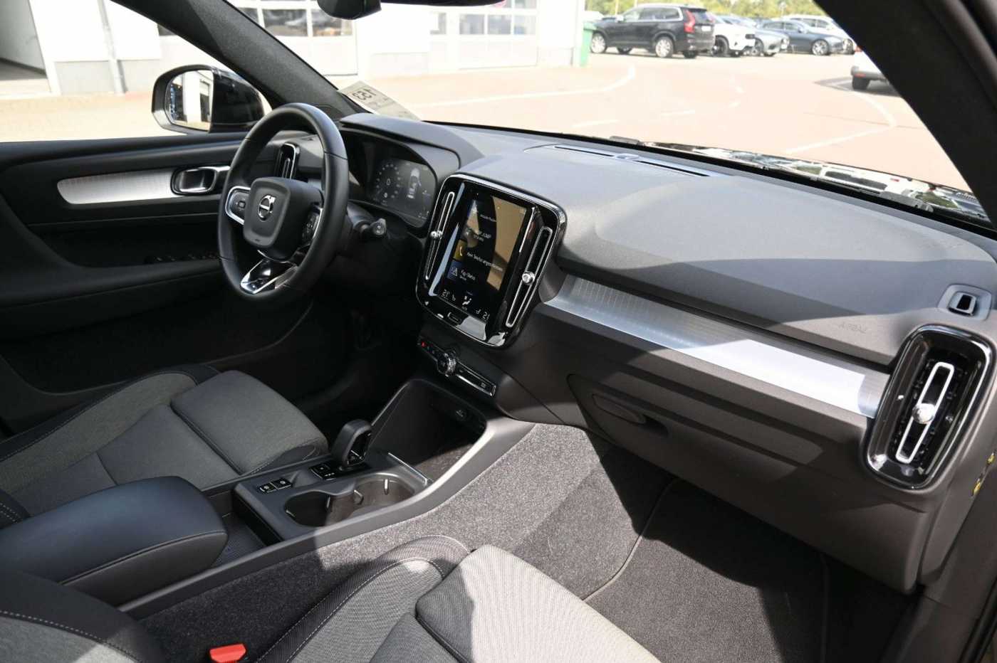 Volvo  T4 Core Recharge PlugIn Hybrid*LED*NAVI*CAM