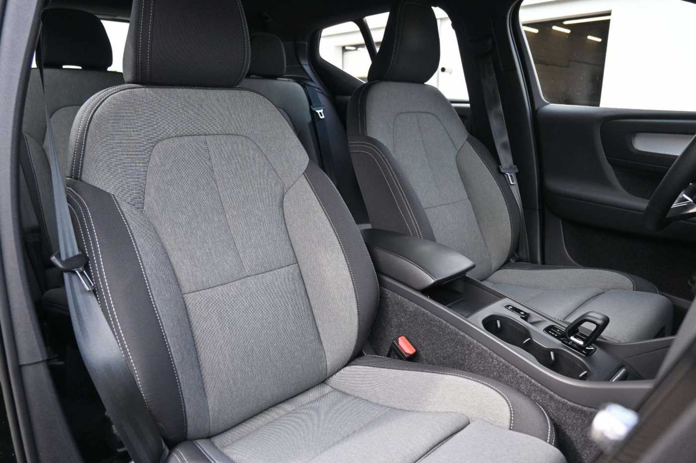 Volvo  T4 Core Recharge PlugIn Hybrid*LED*NAVI*CAM