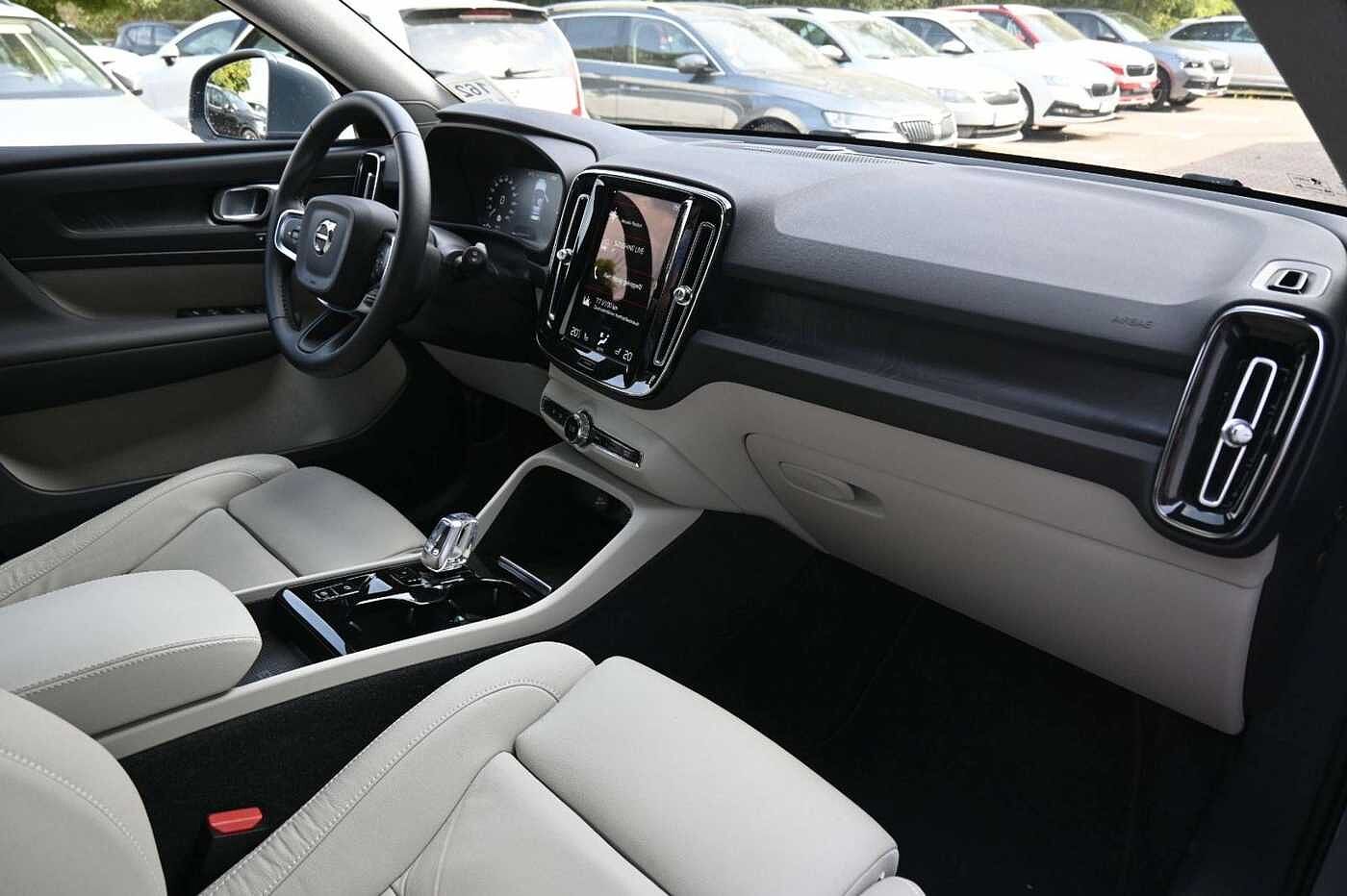 Volvo  T5 Recharge Plug-In Hybrid Plus Bright