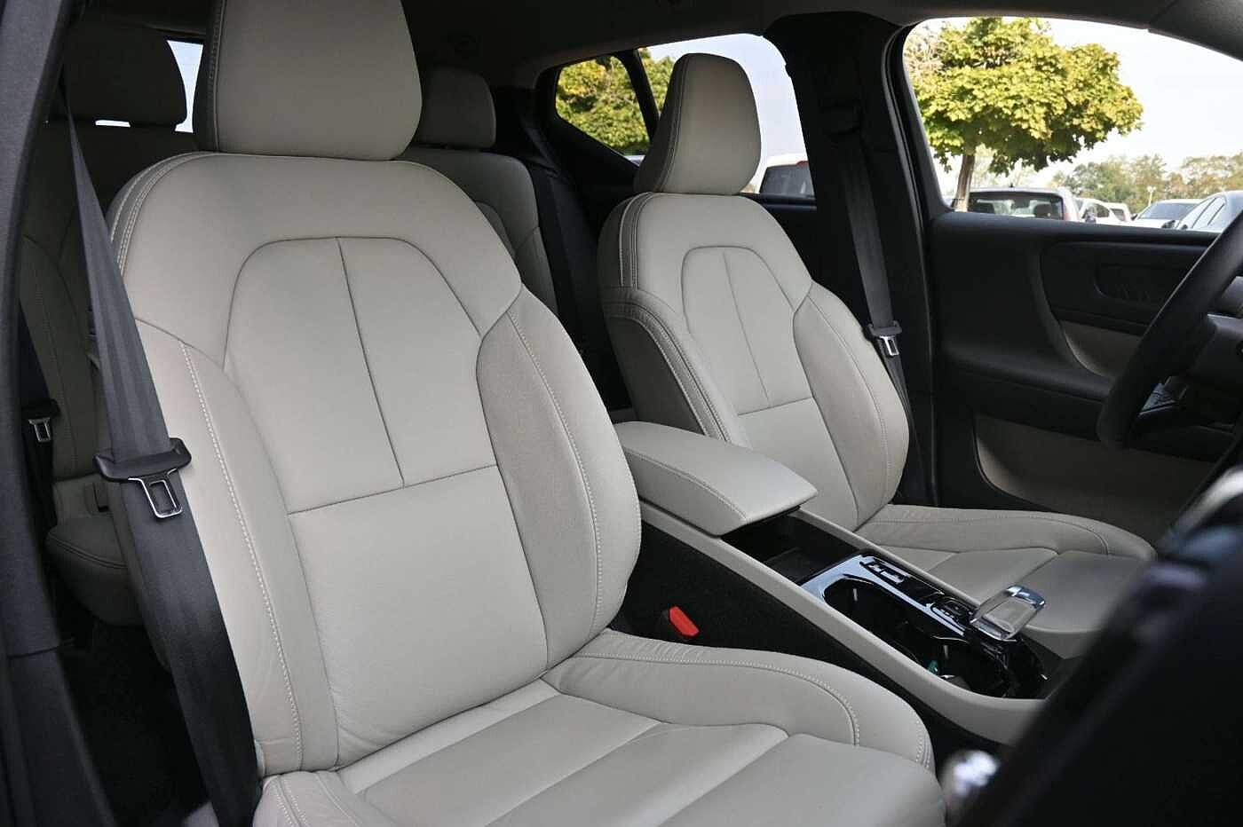 Volvo  T5 Recharge Plug-In Hybrid Plus Bright