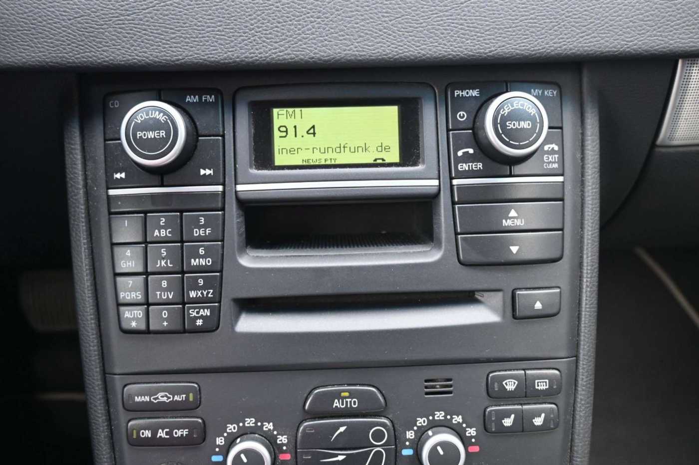 Volvo  D5 Autom. AWD R-Design*AHK*7-Sitz