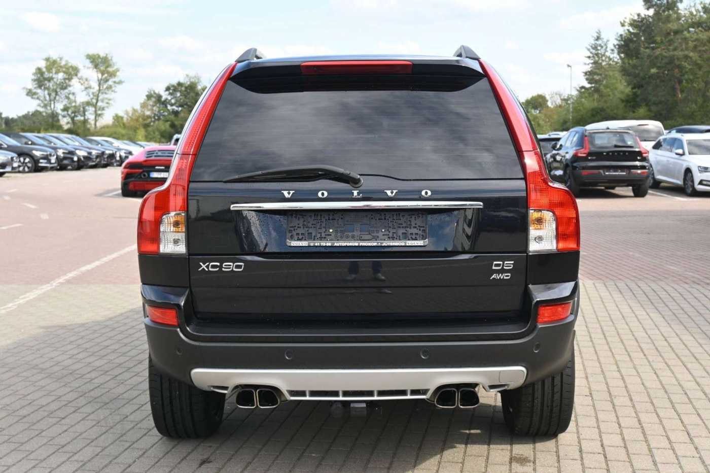 Volvo  D5 Autom. AWD R-Design*AHK*7-Sitz