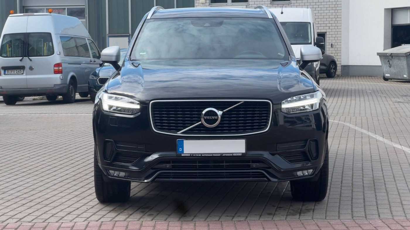 Volvo  D5 R-Design*LED*LUFT*CAM*7Si*