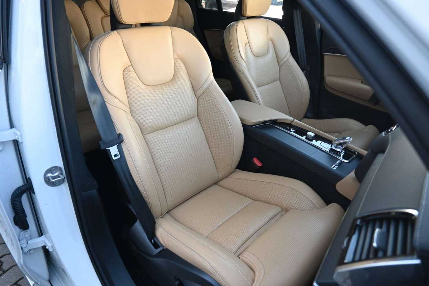 Volvo  Ultimate Bright T8 PHEV AWD*B&W*MASS*LUFT*