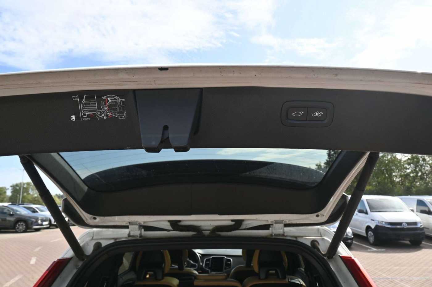 Volvo  T8 Inscript. PHEV AWD*H&K*RFK*PANO*STHZG*