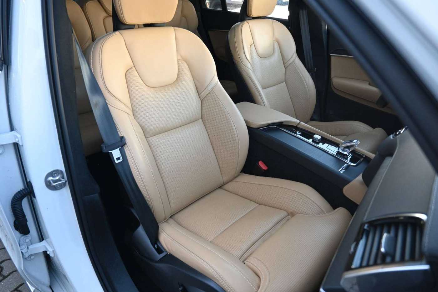 Volvo  Ultimate Bright T8 PHEV AWD*B&W*MASS*LUFT*