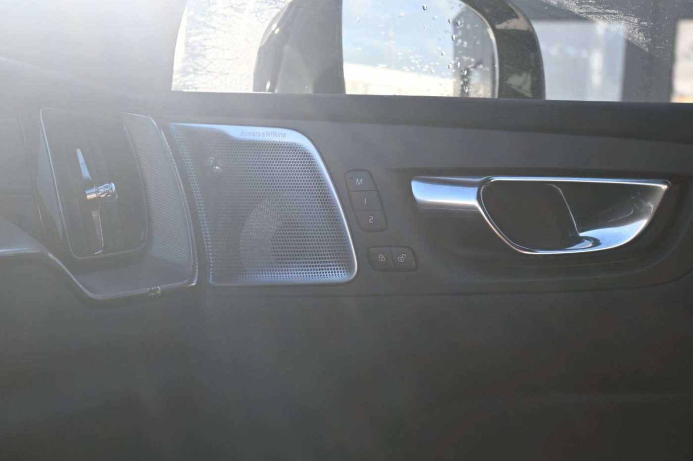 Volvo  R Design PHEV MAPS*Luft*B&W*STHZG*HUD*