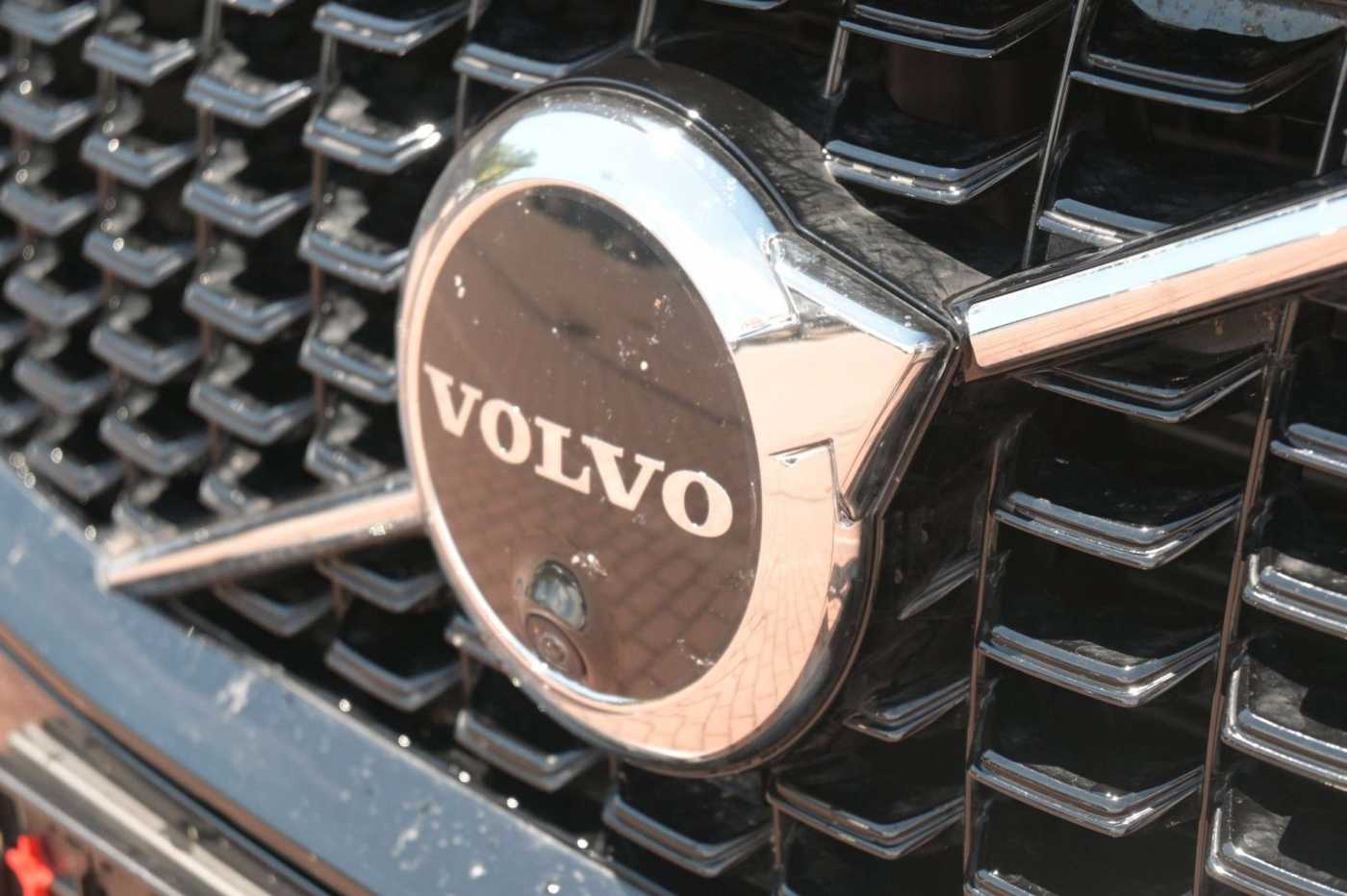 Volvo  B5 D AWD Ultimate Dark*STDHZG*LUFT*360°B&W*