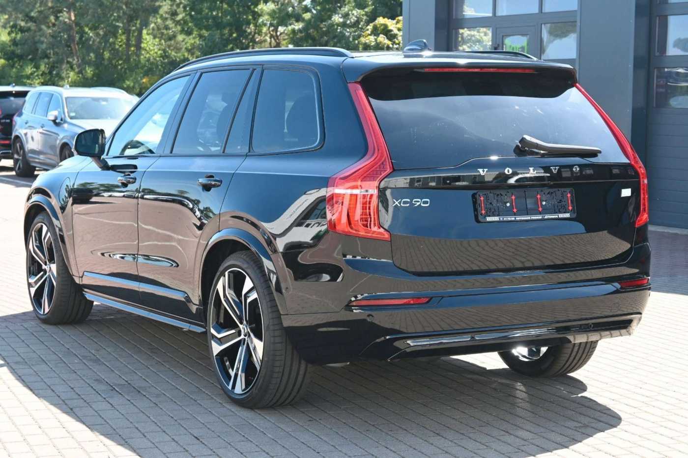 Volvo  T8 Recharge AWD Ultra Dark*LUFT*B&W*Massage