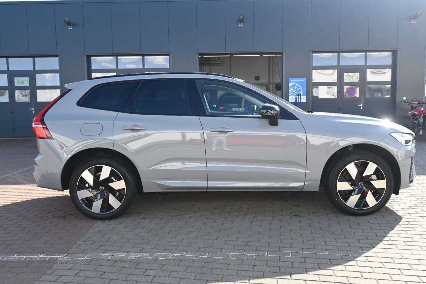 Volvo  T8 Ultra Dark*STDHZG*360°*Massage*NP: 89T€