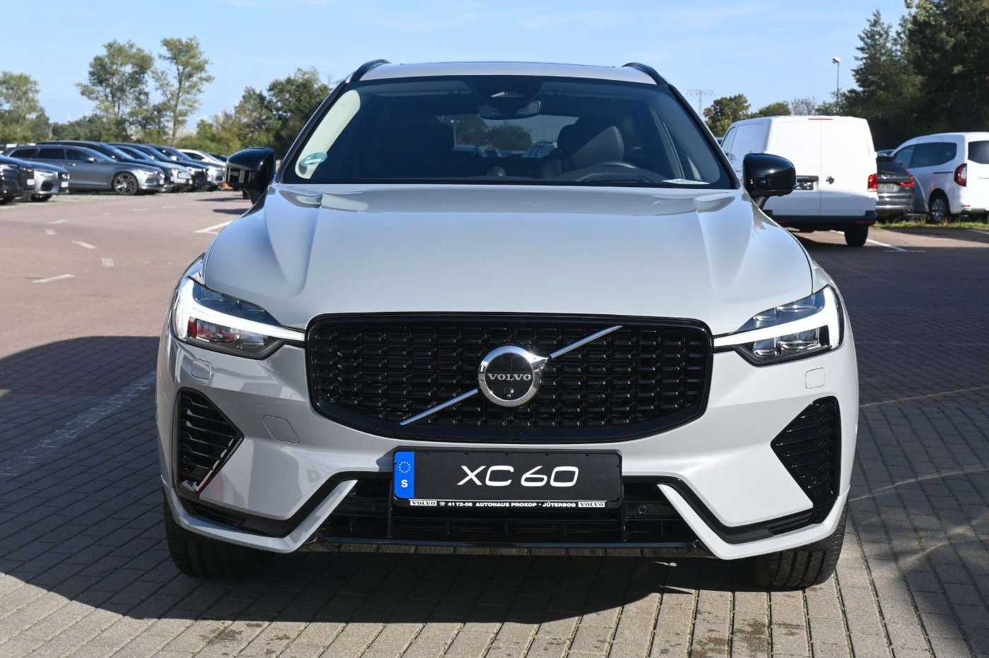 Volvo  T8 Ultra Dark*STDHZG*360°*Massage*NP: 89T€