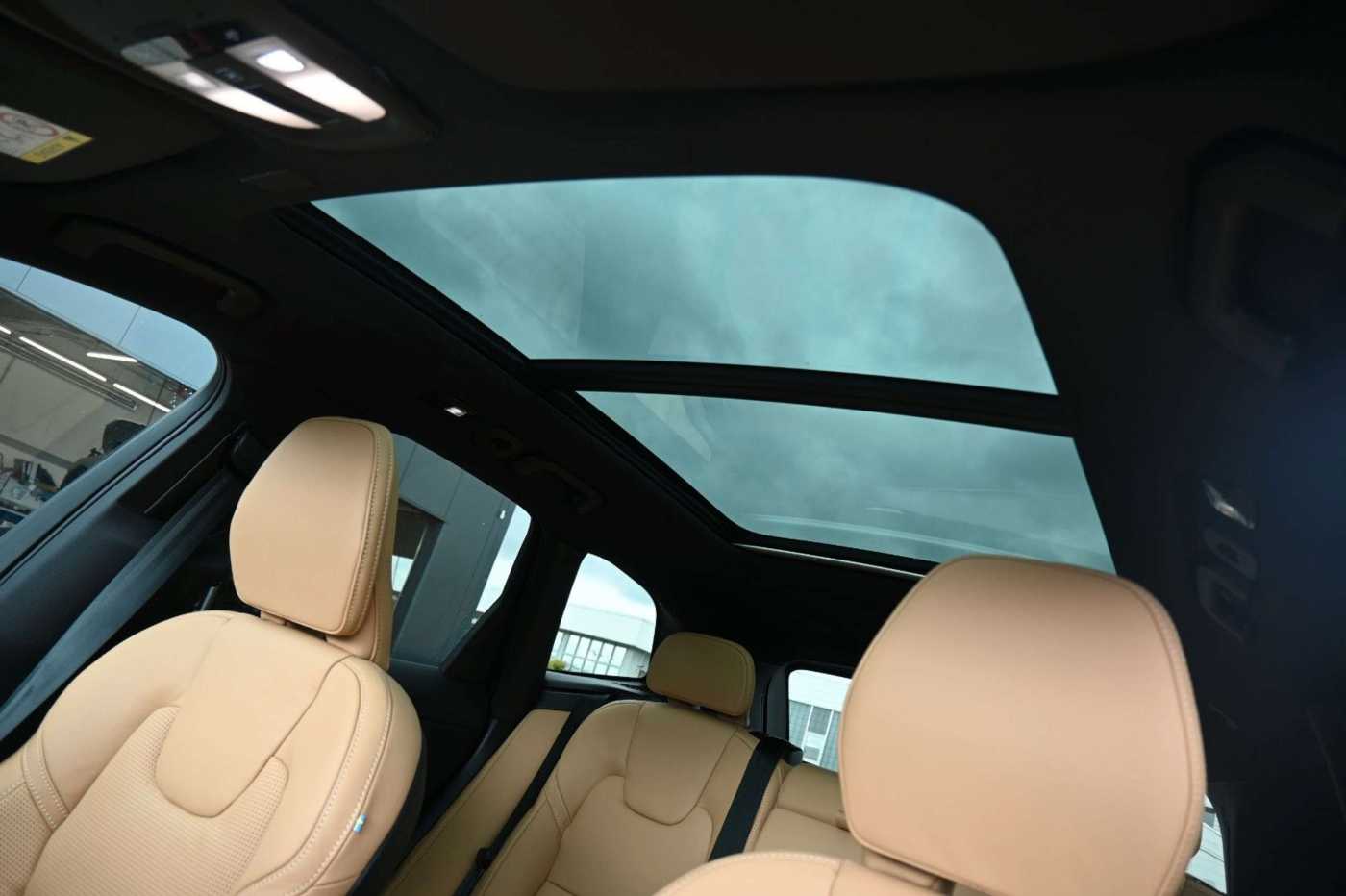 Volvo  B4 D AWD Ultimate Dark*STDHZG*360°*LUFT*ACC