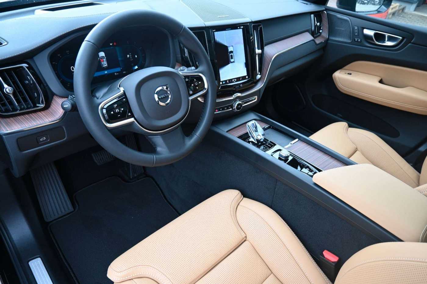 Volvo  B4 D AWD Ultimate Dark*STDHZG*360°*LUFT*ACC