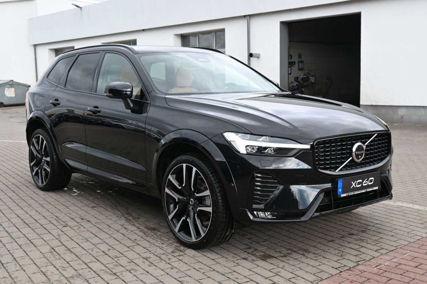 Volvo  B4 D AWD Ultimate Dark*STDHZG*360°*LUFT*ACC