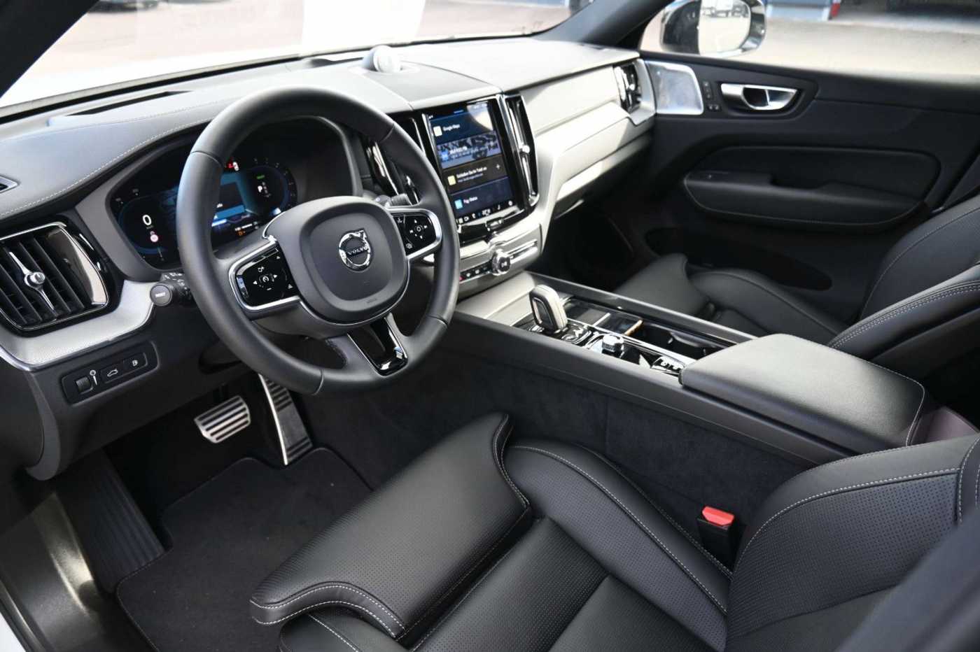 Volvo  T8 R Design PHEV MAPS*Luft*B&W*STHZG*HUD*